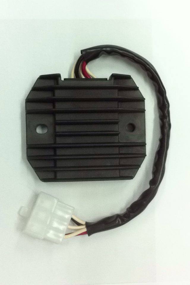 REGULADOR/RECTIFICADOR Y-3LS-81960-01 XV250/FZS600/XVZ1300/XTZ750/TDM850