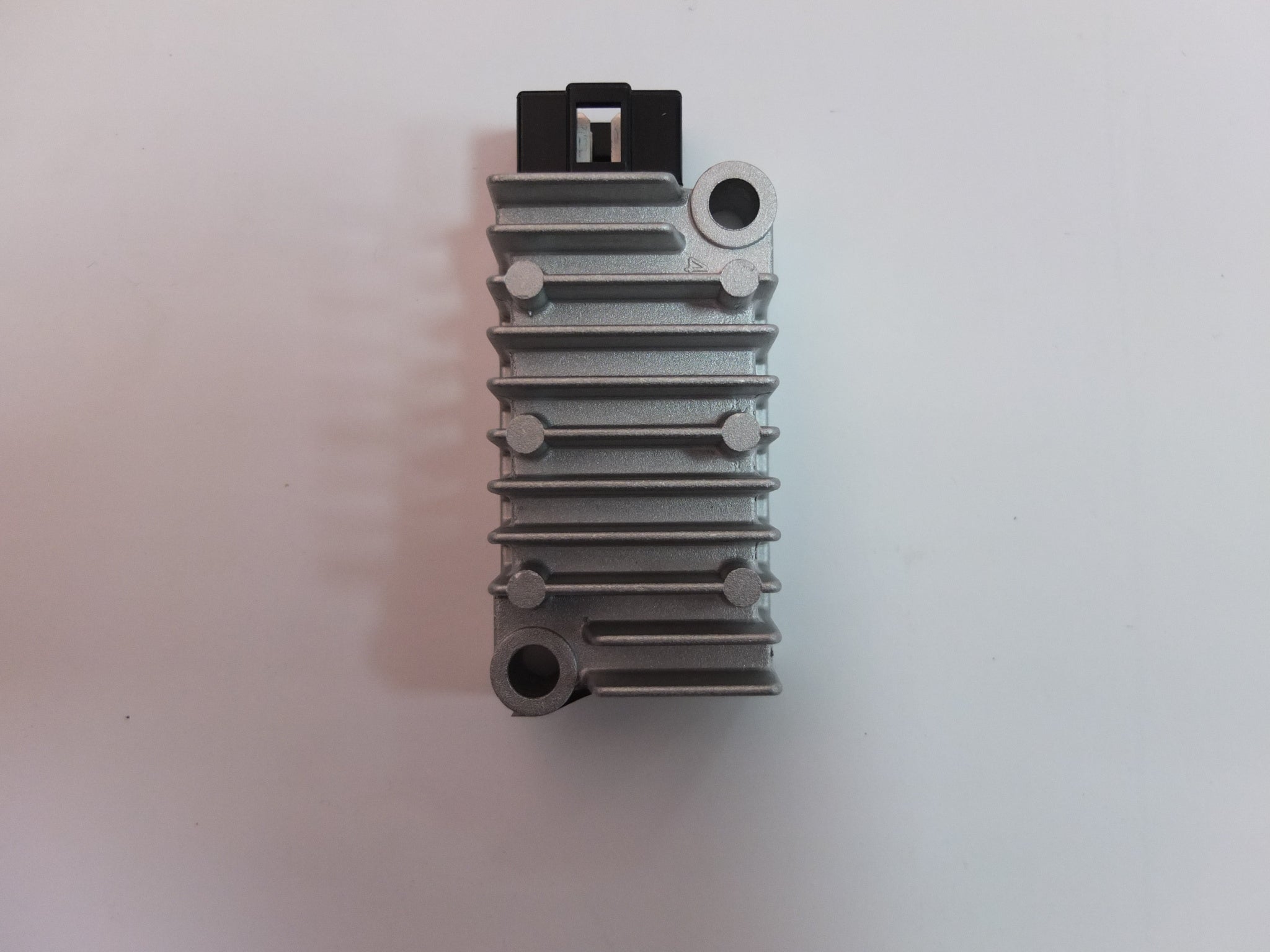 REGULADOR/RECTIFICADOR Y-3TJ-81960-02 TW/TDR125/TT/XT600E