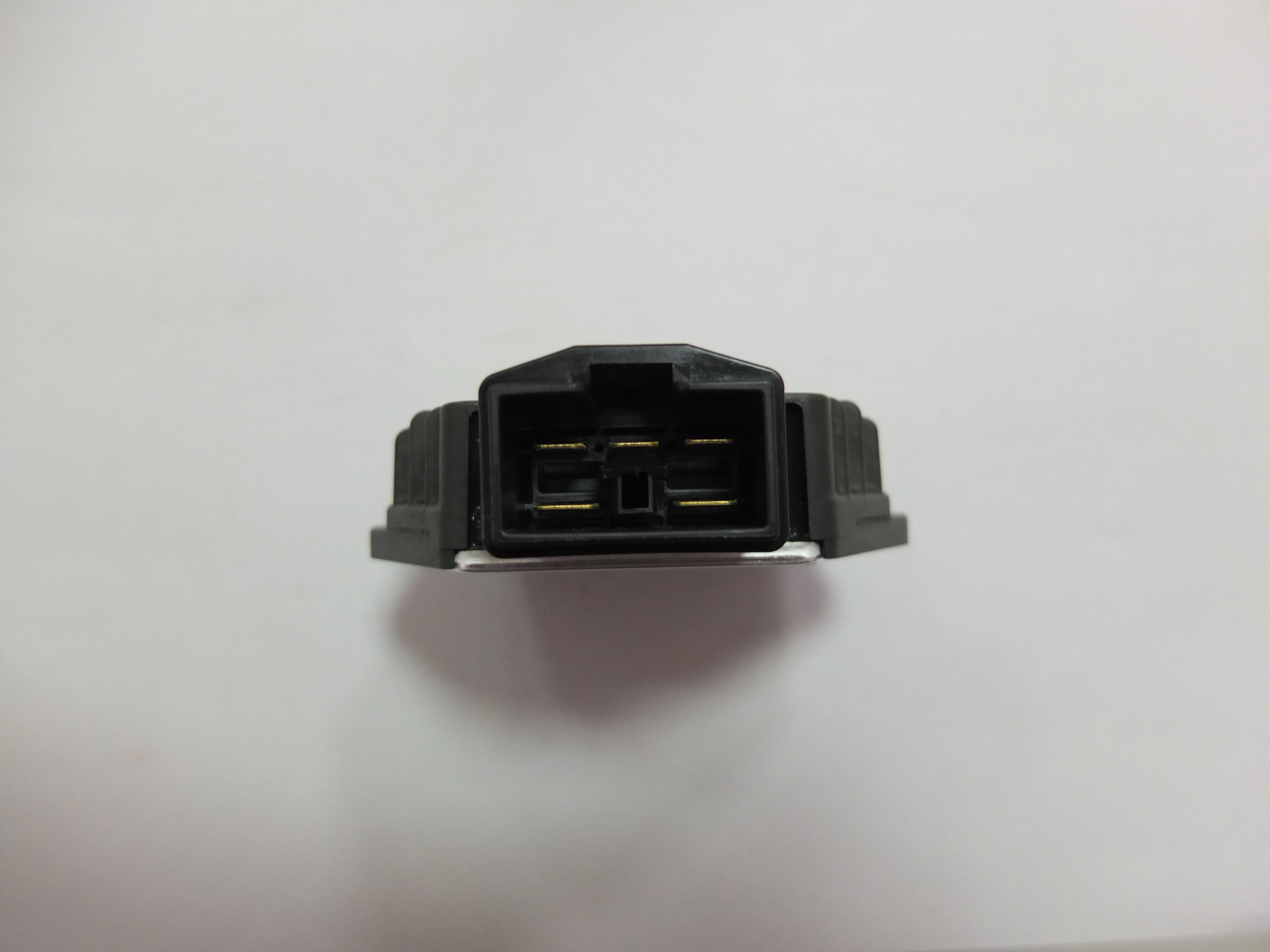 REGULADOR/RECTIFICADOR H-31600-MY7-600 VFR750F 92/97-CBR1100XX  97/98