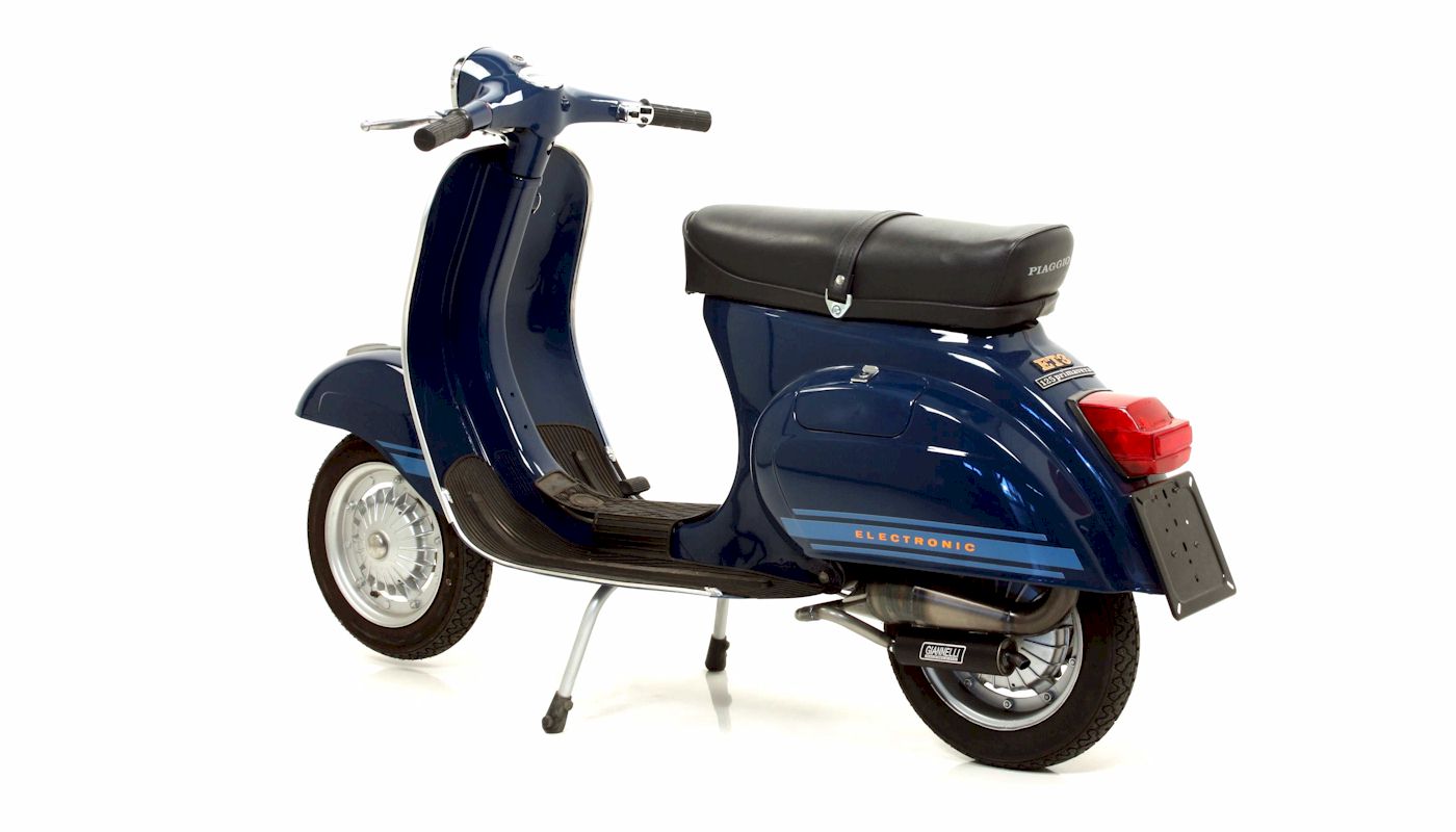 30054 ESCAPE GIANNELLI VINTAGE VESPA 125 ET3