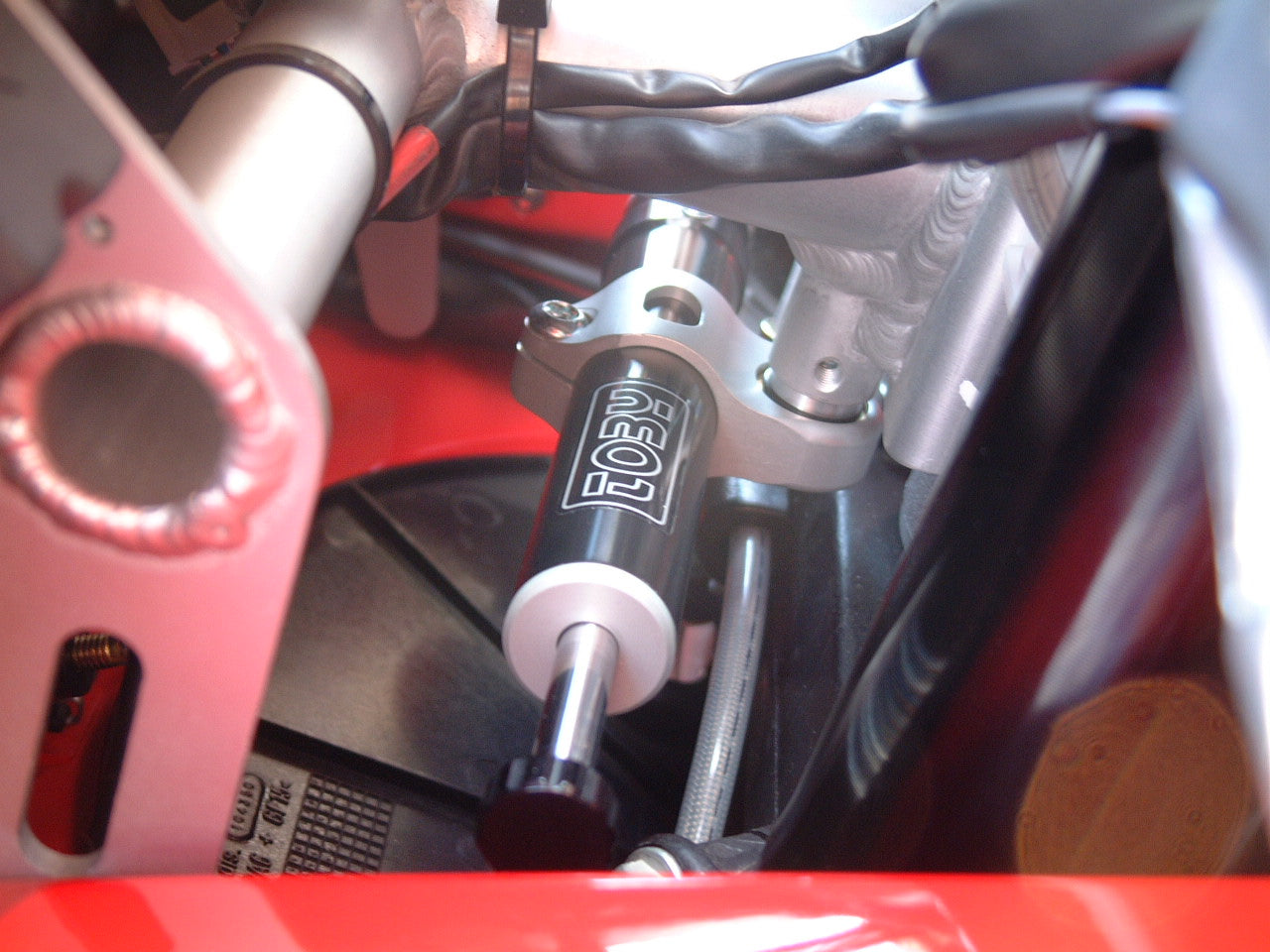 AP10.01 AMORTECEDOR DIRECAO APRILIA RSV MILLE/98-03