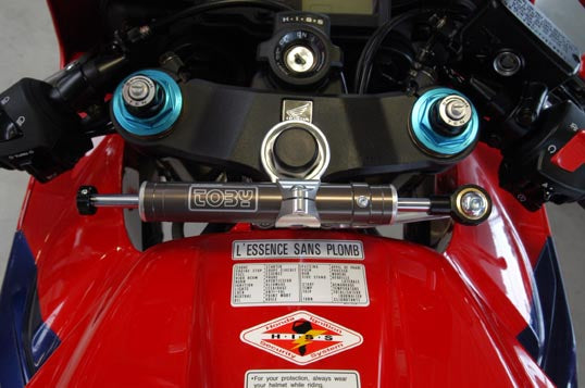 HO06.11 AMORTECEDOR DIRECAO CBR600RR-05/06