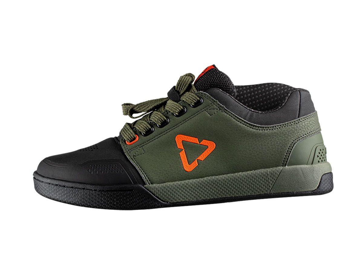 SAPATOS LEATT DBX 3.0 FLAT FOREST - 42 - 3020003763 -