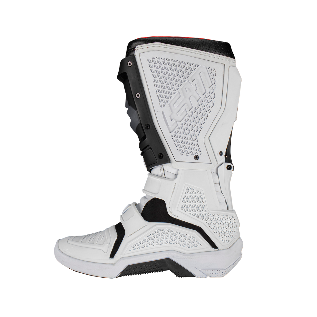 BOTAS LEATT 5.5 FLEXLOCK BRANCO - 42 (8) - 3023050301
