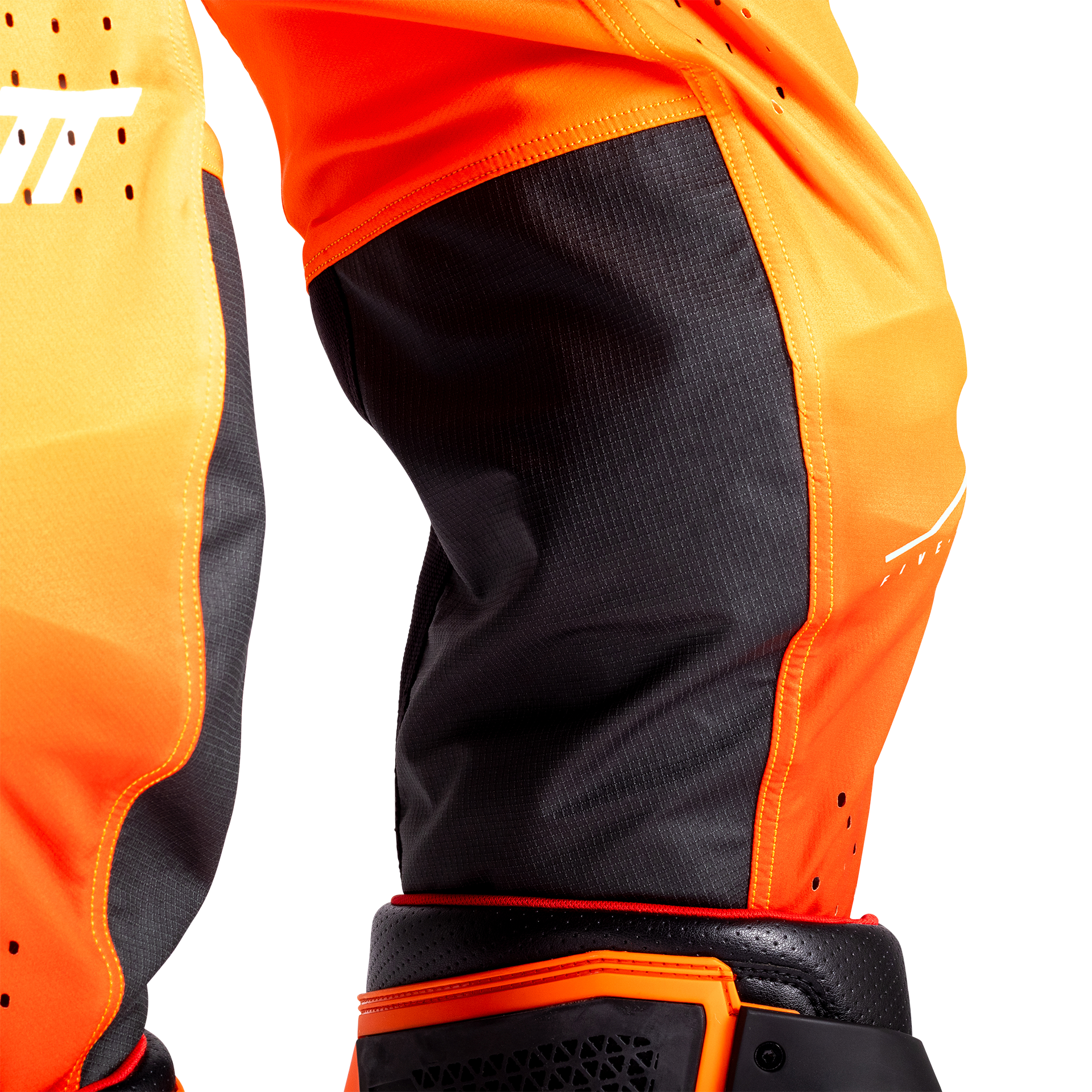 CALCAS LEATT 5.5 IKS LARANJA - M - 5026000242