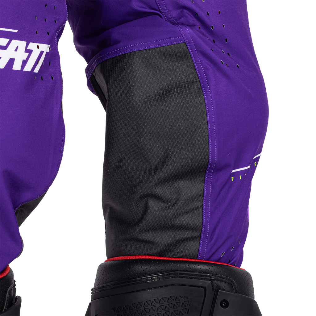 CALCAS LEATT 5.5 IKS PURPLE - M - 5026000282