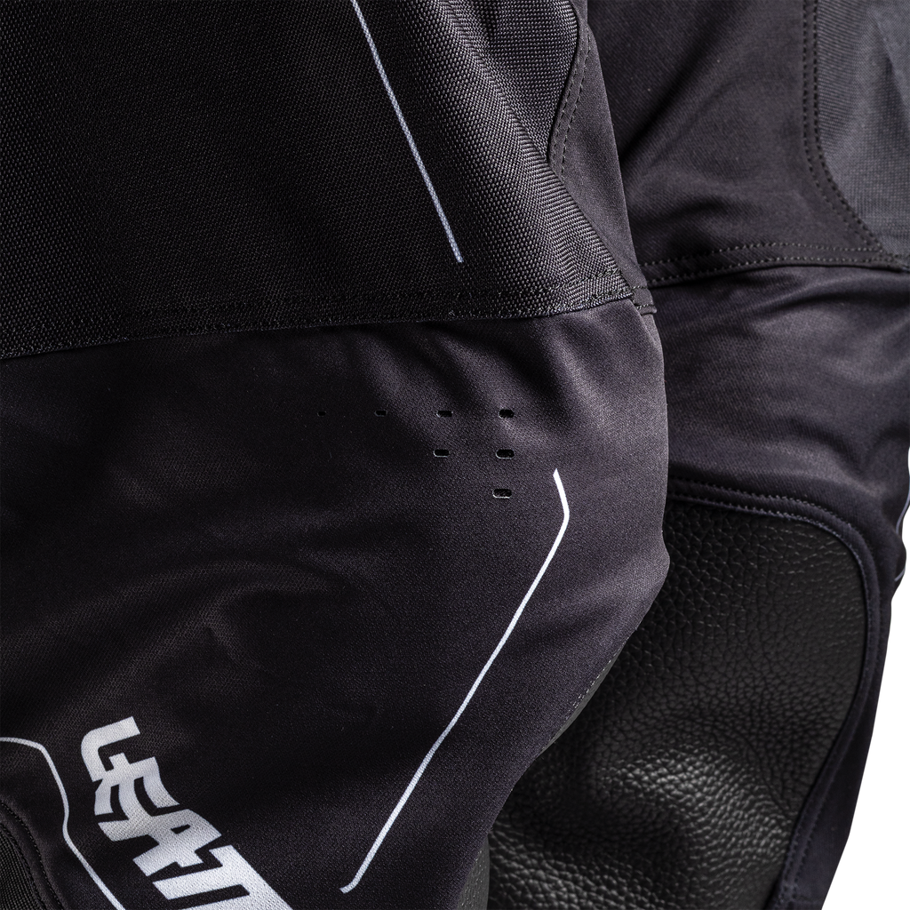 CALCAS LEATT 4.5 PRETO - M - 5026000542