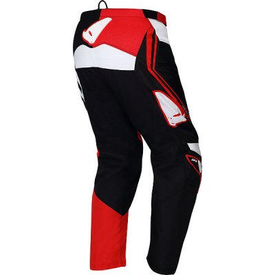 CALCAS CLUSTER PRETO/VERMELHO PI04388/B50 - 32 -
