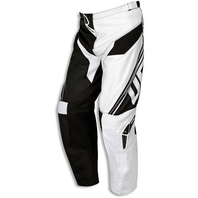 CALCAS CLUSTER PRETO/BRANCO PI04388/K48 - 30 -