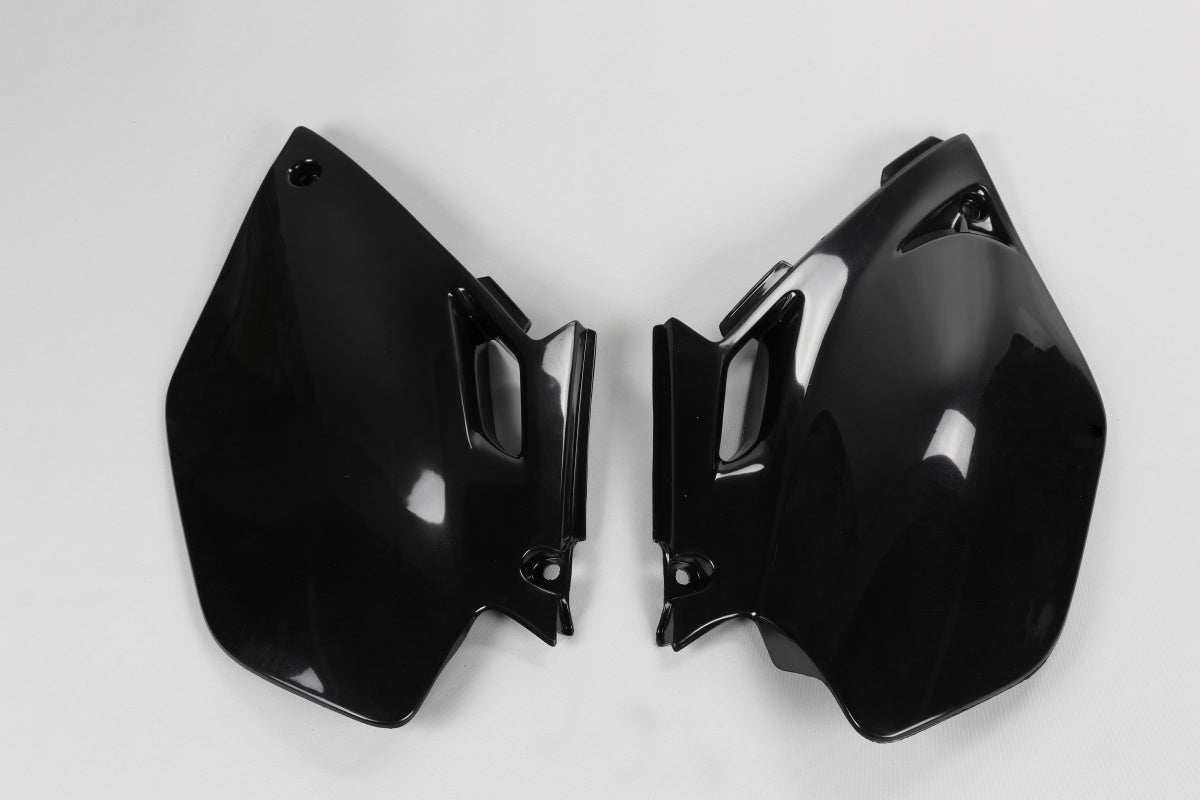TAMPAS LATERAIS YAMAHA YZF250/450 03/05 PRETO - YA03862/001
