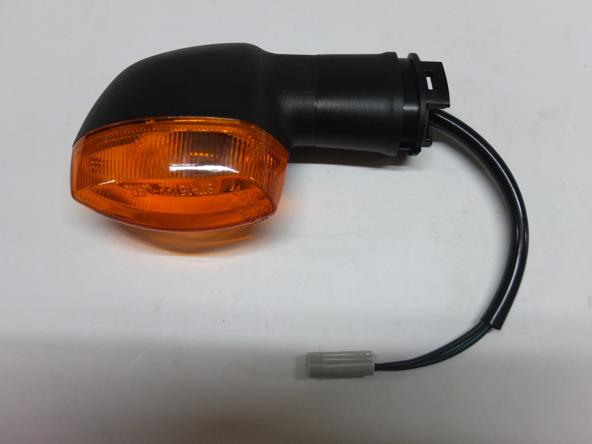 PISCA FRENTE DIREITO YZF-R1 04 +