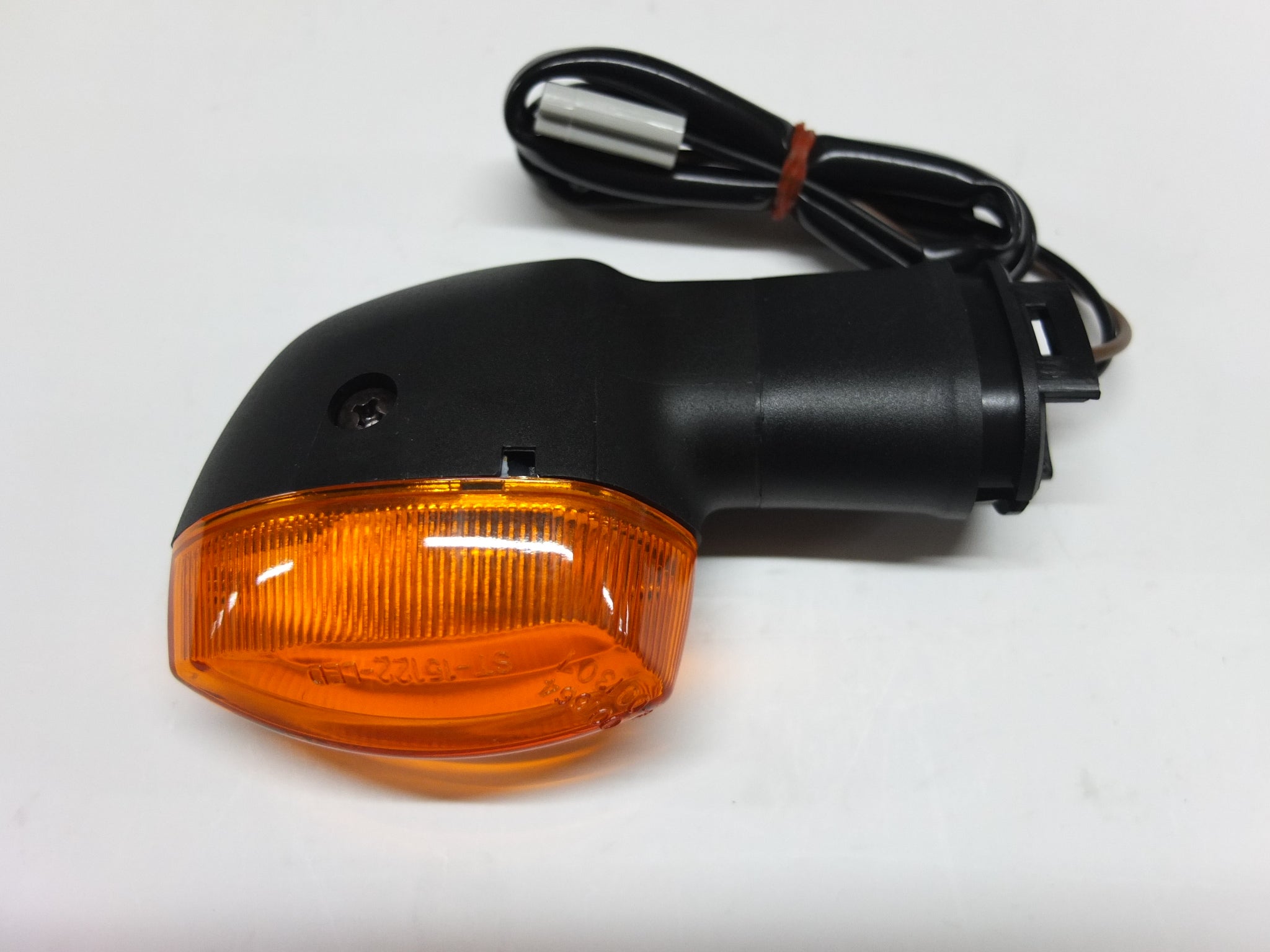 PISCA TRAS DIREITO YZF-R1 04 +