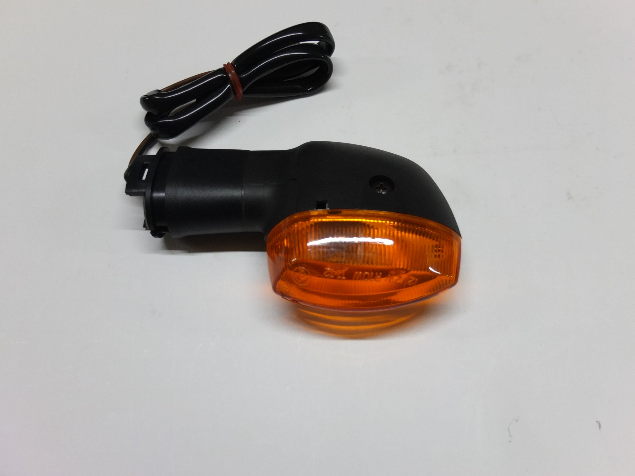 PISCA TRAS ESQUERDO YZF-R1 04 +