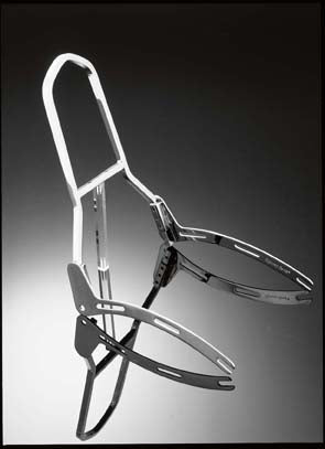 H52-750 SUPORTE ENCOSTO UNIV CROM