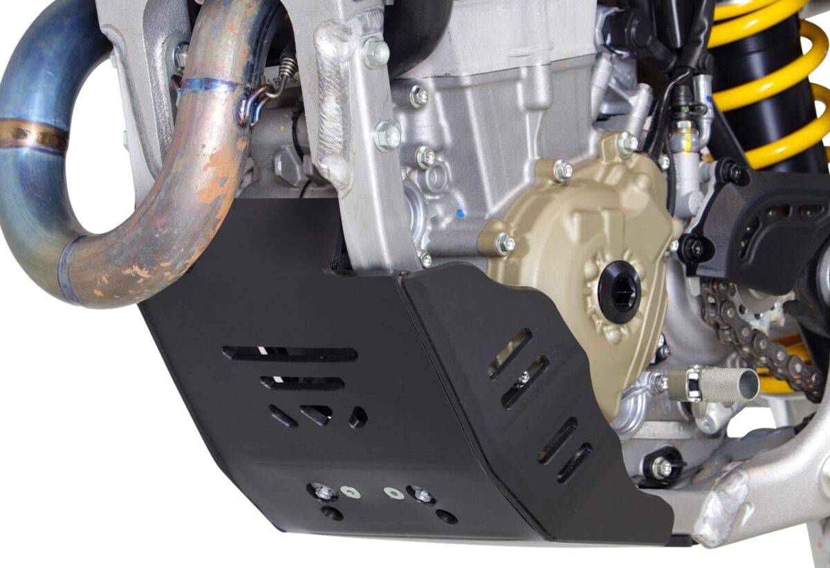 SKID PLATE HDPE DUC DESMO 450M