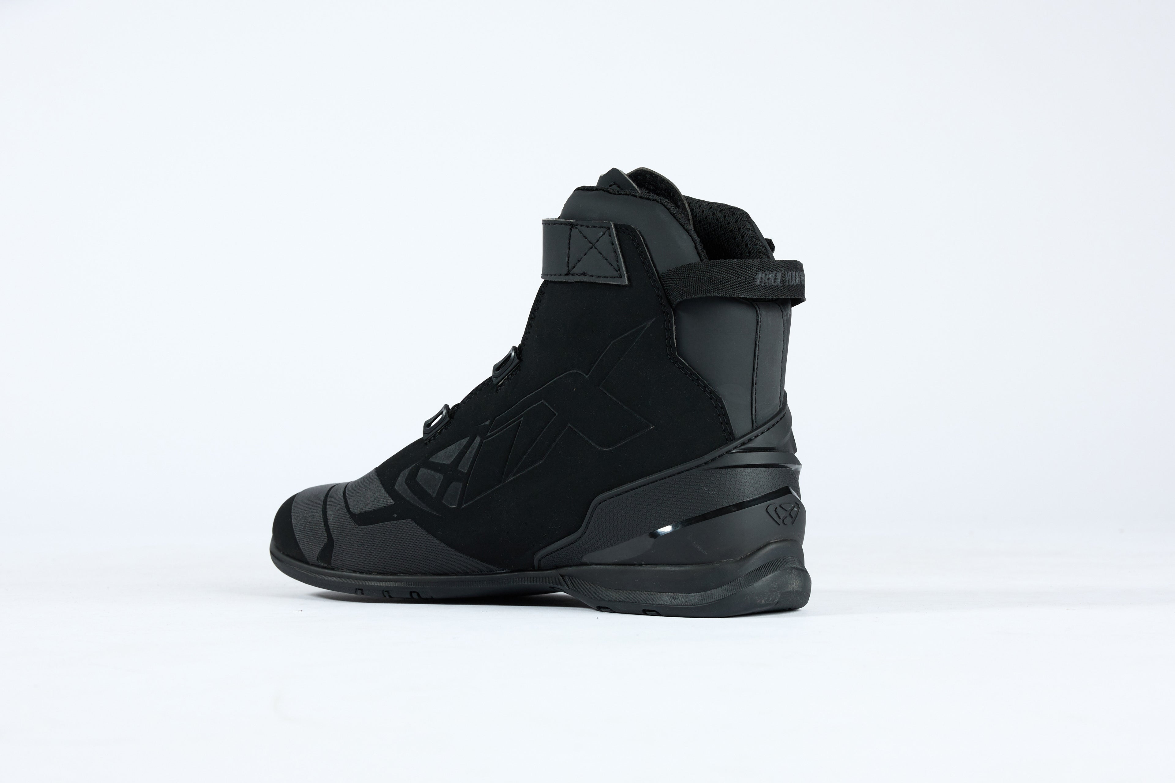 BOTAS IXON BULL 2 WP PRETO 508 10 1 007-1001 - 41