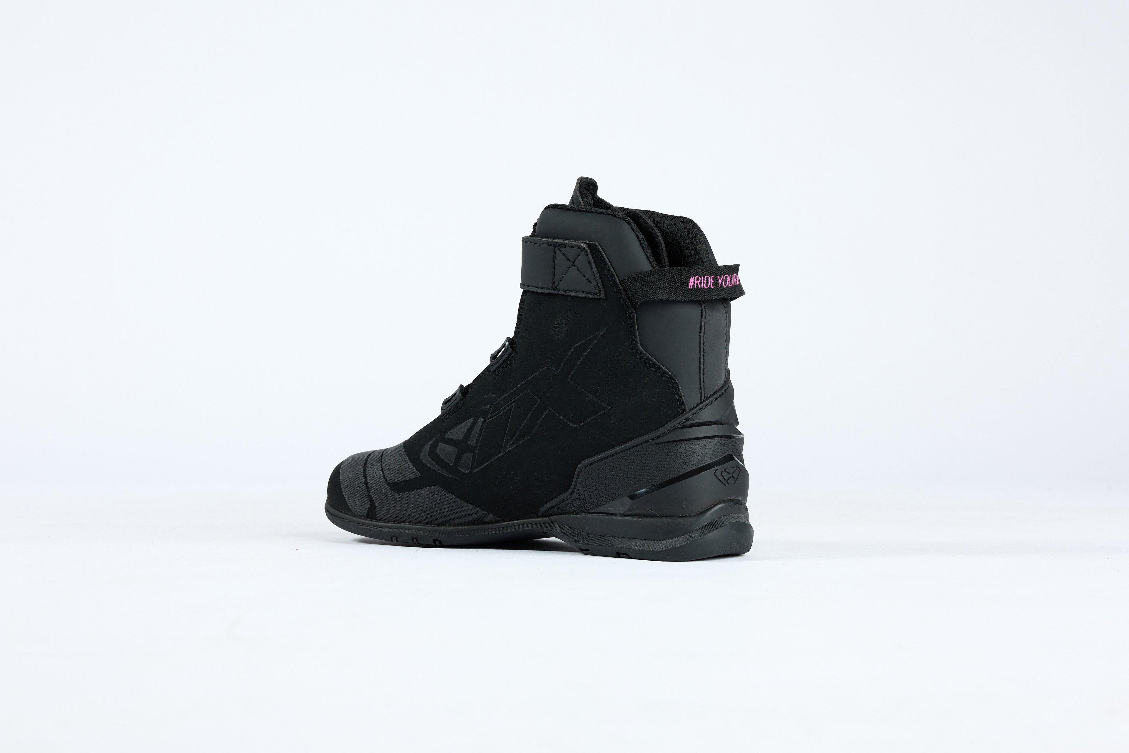 BOTAS IXON LADY BULL 2 WP PRETO/FUCHSIA 508 10 2 005-1073-38
