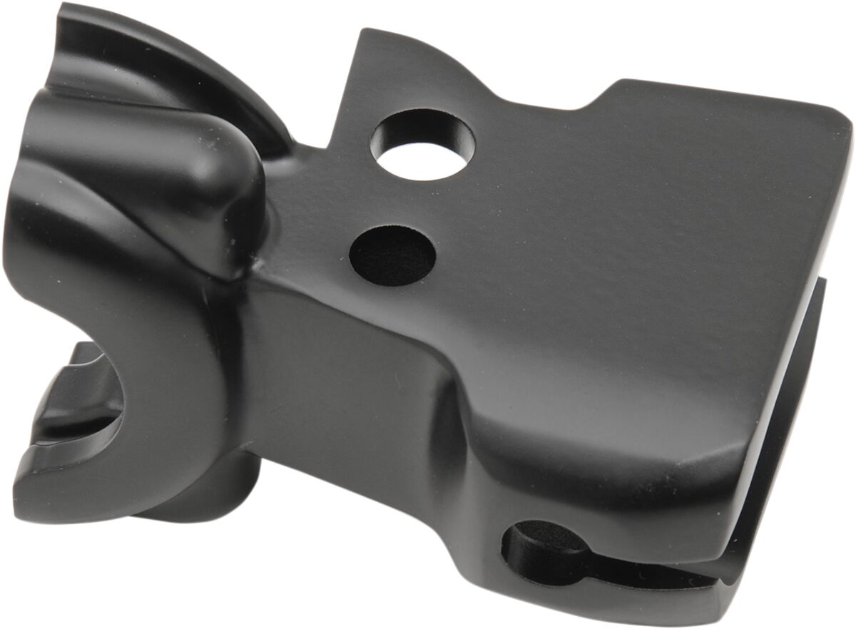 BRACKET CLUTCH BLACK 08-17