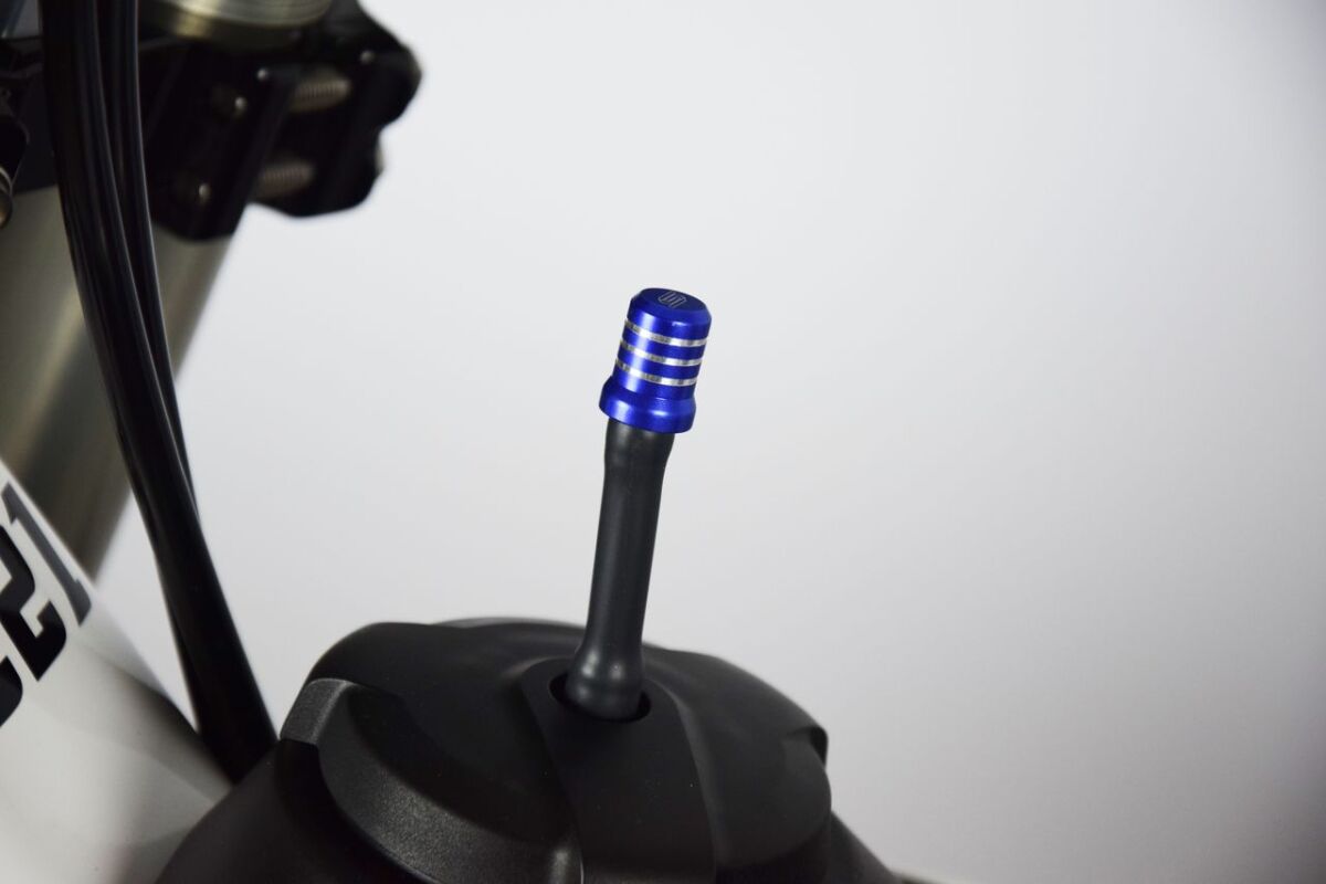 VENT CAP ALUMINUM BLUE