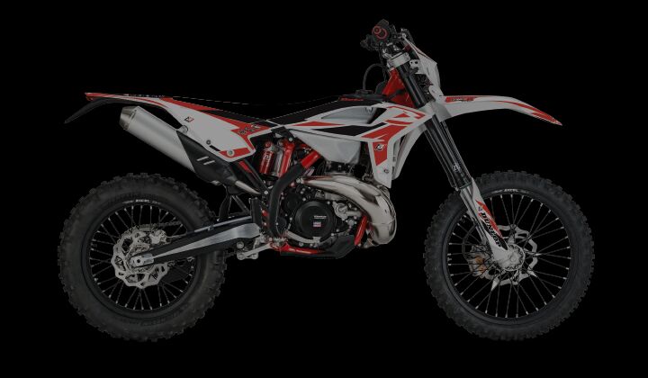 SEATCOVER PYR BETA RR