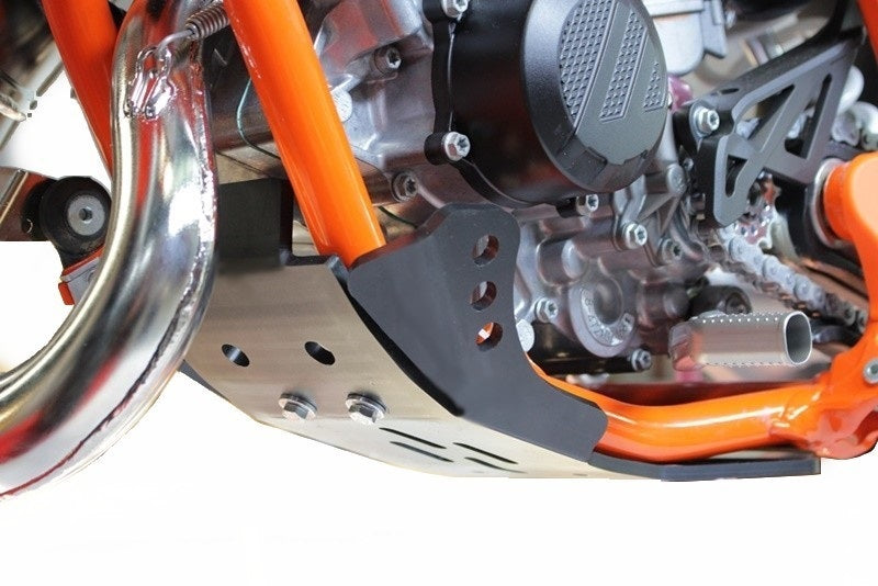 AXP SKID PLATE HDPE 6MM BLK