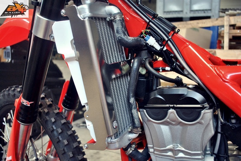 AXP RADIATOR BRACES RED