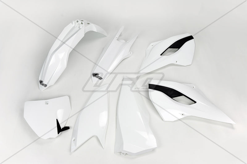 UFO PLASTIC KIT