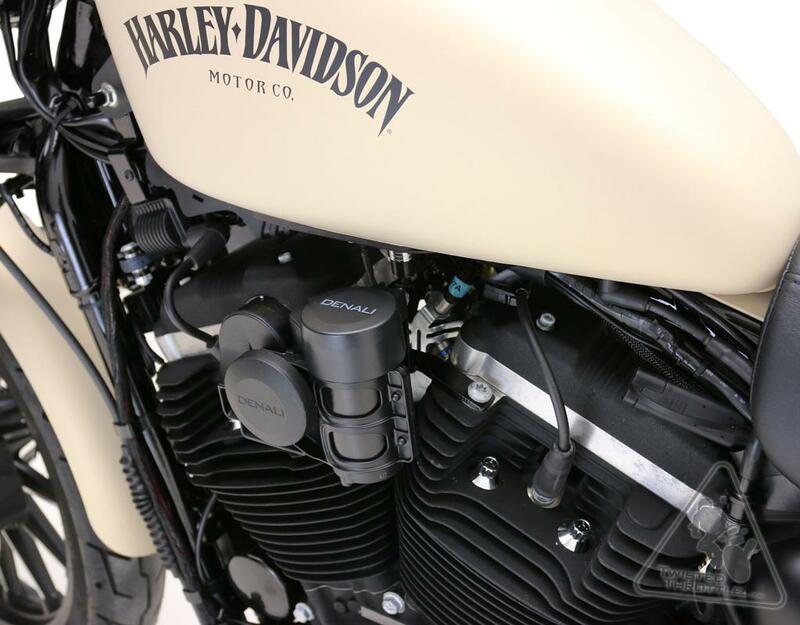 DENAL MOUNT SOUNDBOMB HARLEY DAVIDSON
