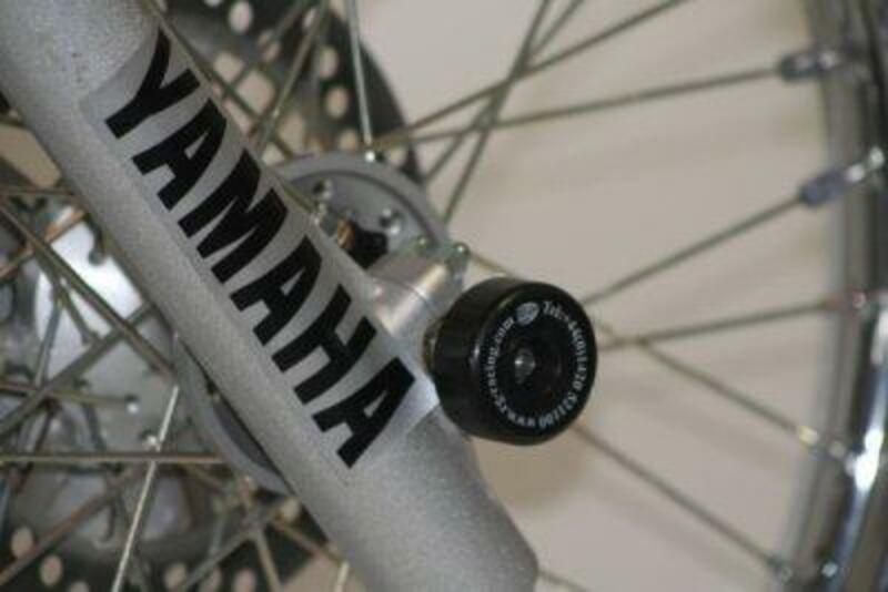 R&G PROTECTION WHEEL AXLE FRONT