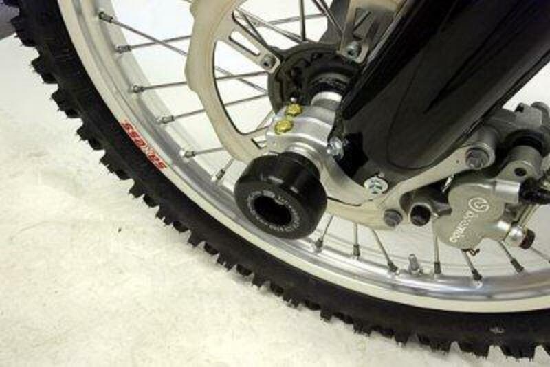 R&G PROTECTION WHEEL AXLE FRONT