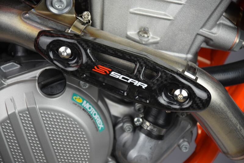 SCAR PROTECTION EXHAUST UNIVERSAL, CAR