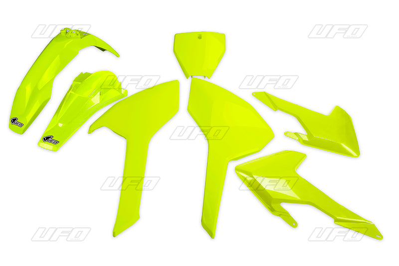 UFO PLASTIC RAD SCOOPS, NYE/NYE