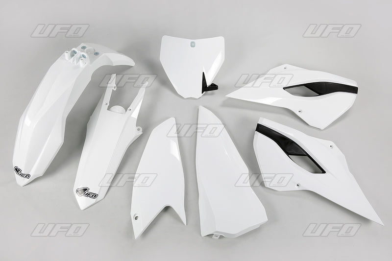 UFO PLASTIC KIT, WHT/WHT