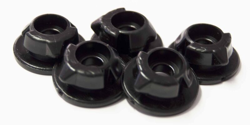 RTECH QUICK RELEASE RUBBER GROMMET, BLK