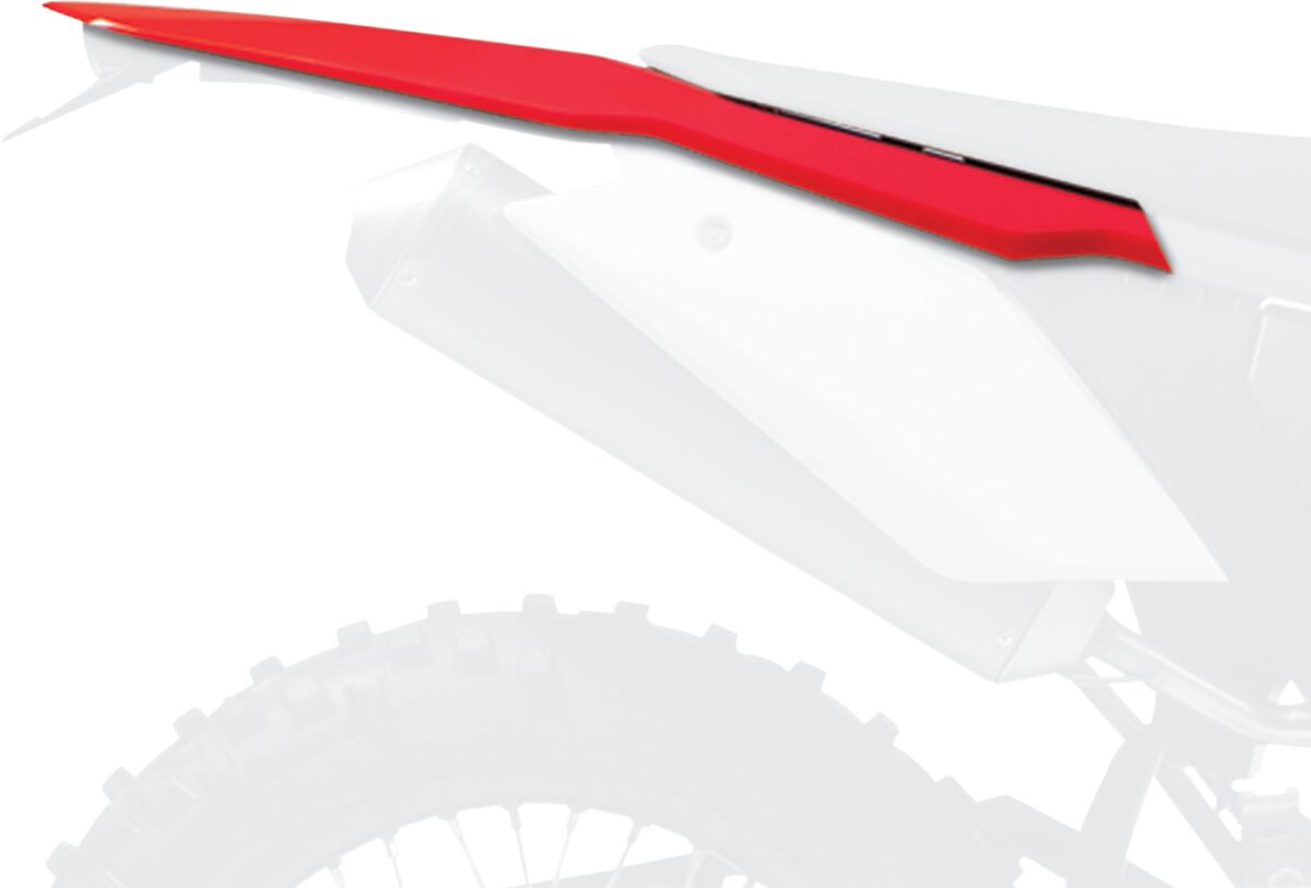 FENDER REAR GAS 05-06 RED