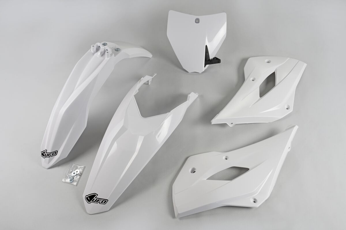 BODY KIT TC 85 14-17 WH