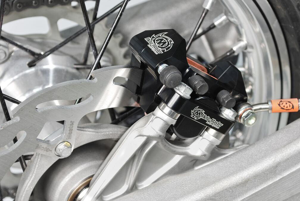 BRAKE CALIPER REAR