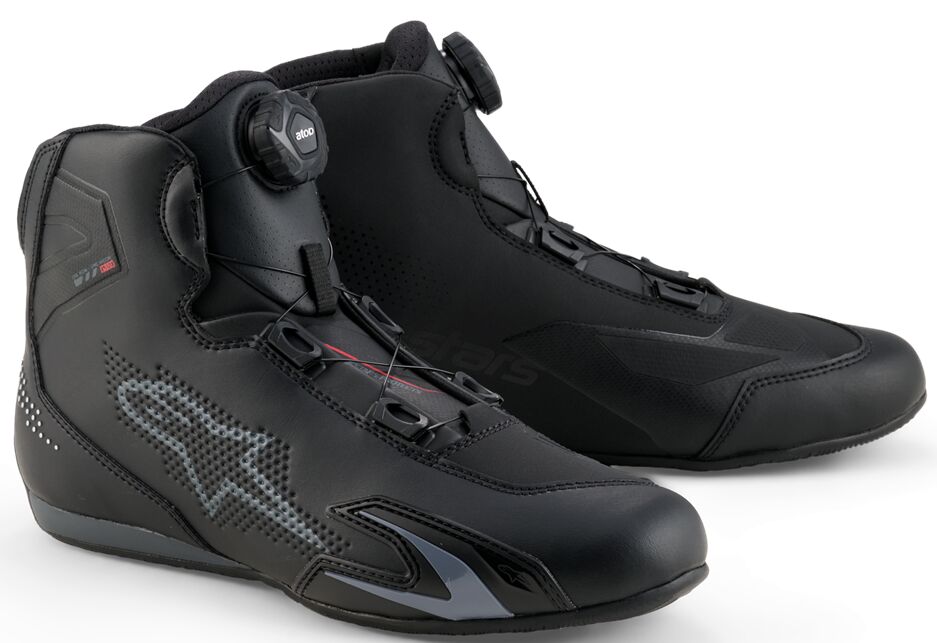 SHOE CELER BLACK/GRAY 10.5