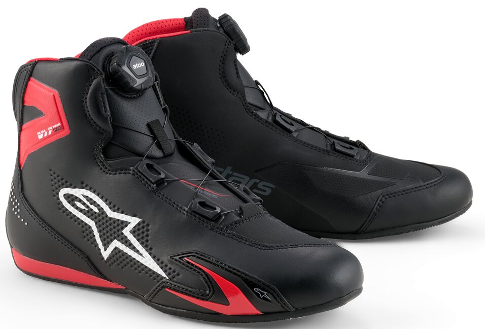 SHOE CELER BLACK/RED 9.5