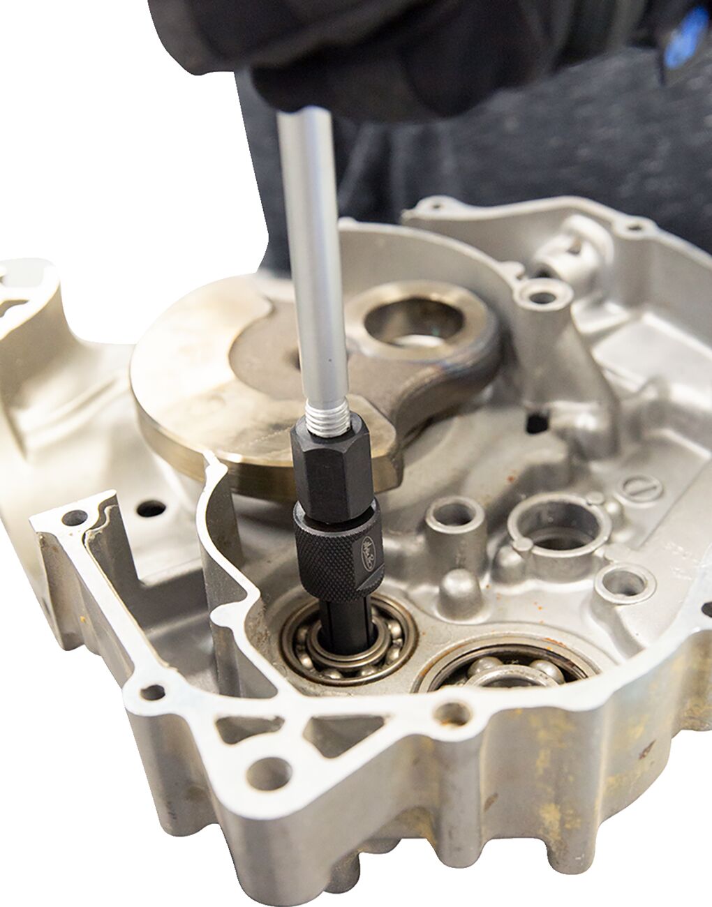 BLIND BEARING ROMOVER KIT with