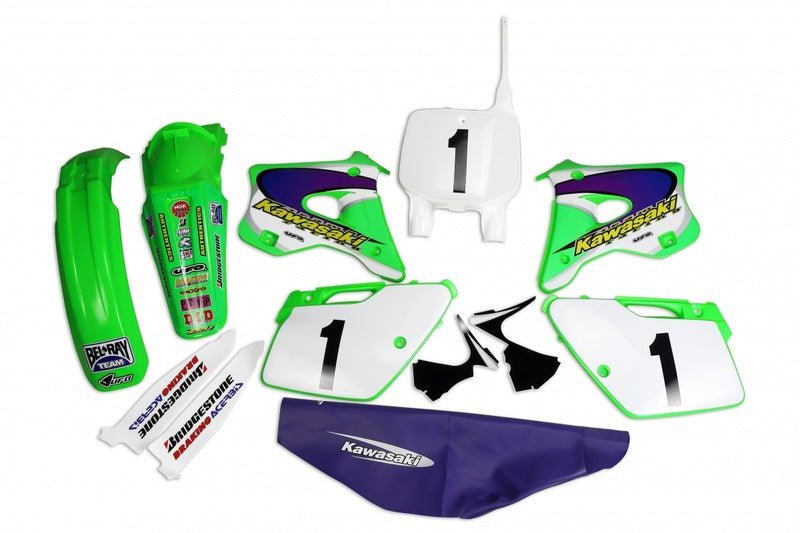 UFO PLASTIC KIT
