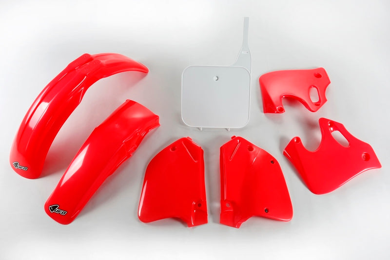 UFO PLASTIC KIT, OEM/OEM