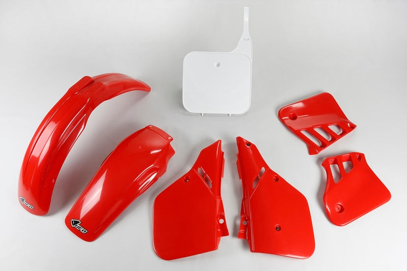 UFO PLASTIC KIT, OEM/OEM