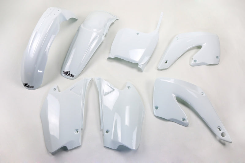 UFO PLASTIC KIT, WHT/WHT
