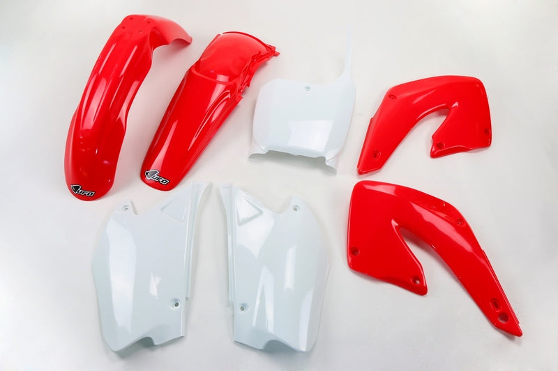 UFO PLASTIC KIT, OEM/OEM