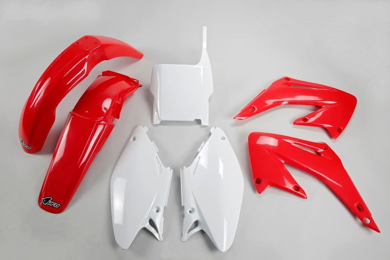 UFO PLASTIC KIT, OEM/OEM