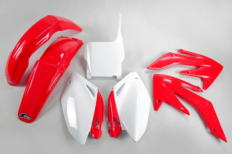 UFO PLASTIC KIT, OEM/OEM