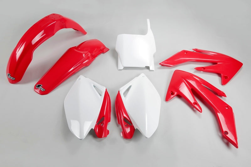 UFO PLASTIC KIT, OEM/OEM