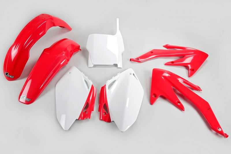 UFO PLASTIC KIT, OEM/OEM