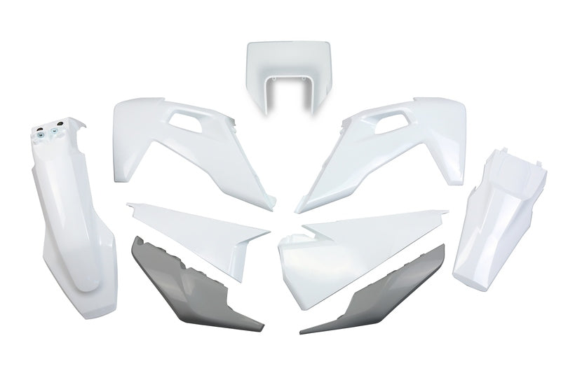 UFO PLASTIC KIT, OEM/OEM